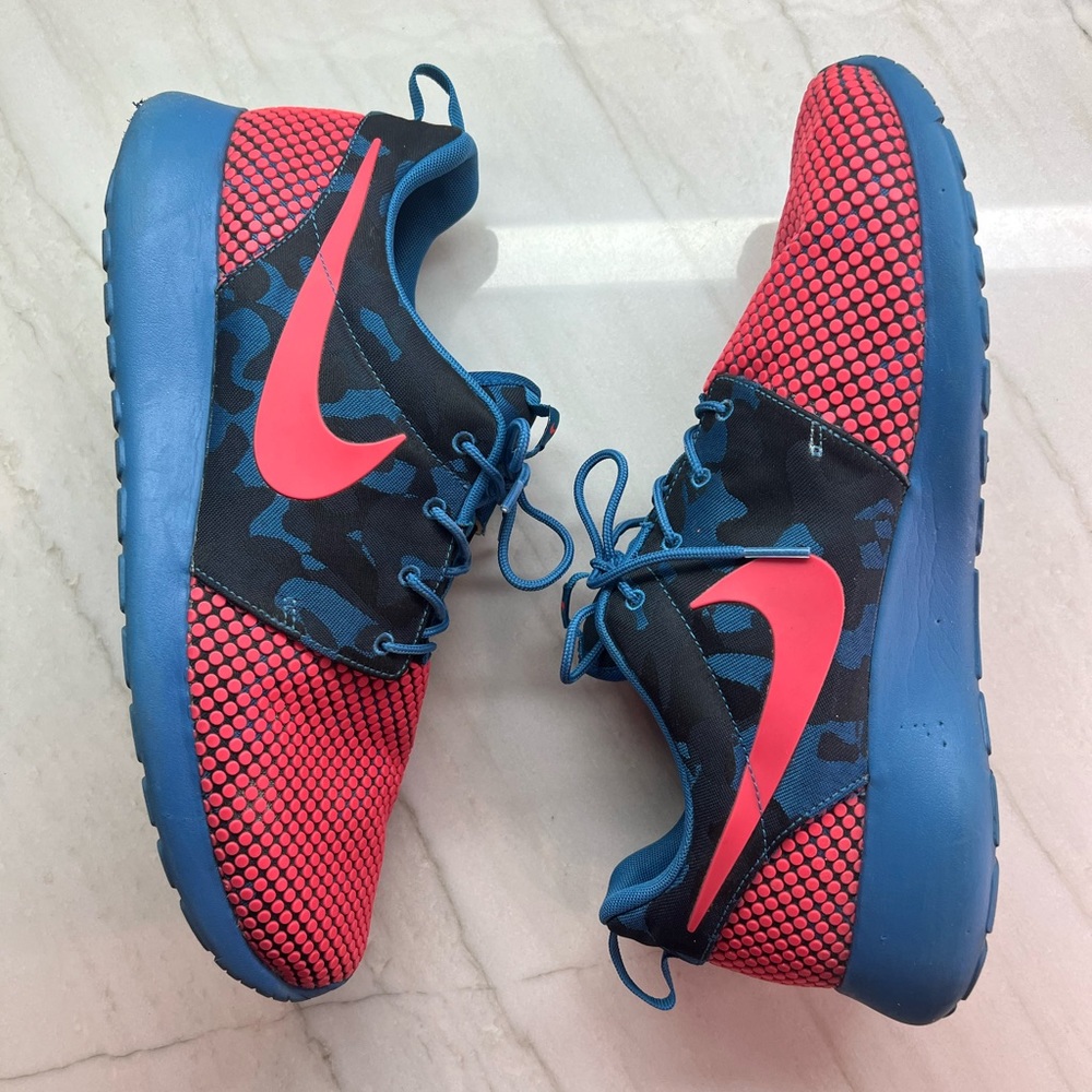 mens tennis shoes size 15